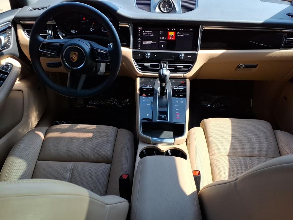 2022 Porsche Macan Base