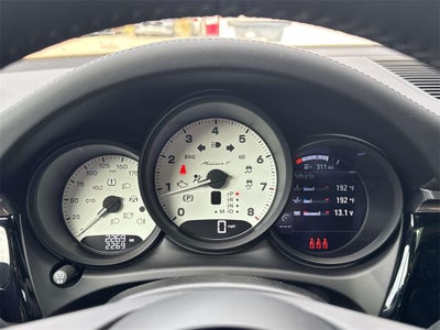 2025 Porsche Macan T