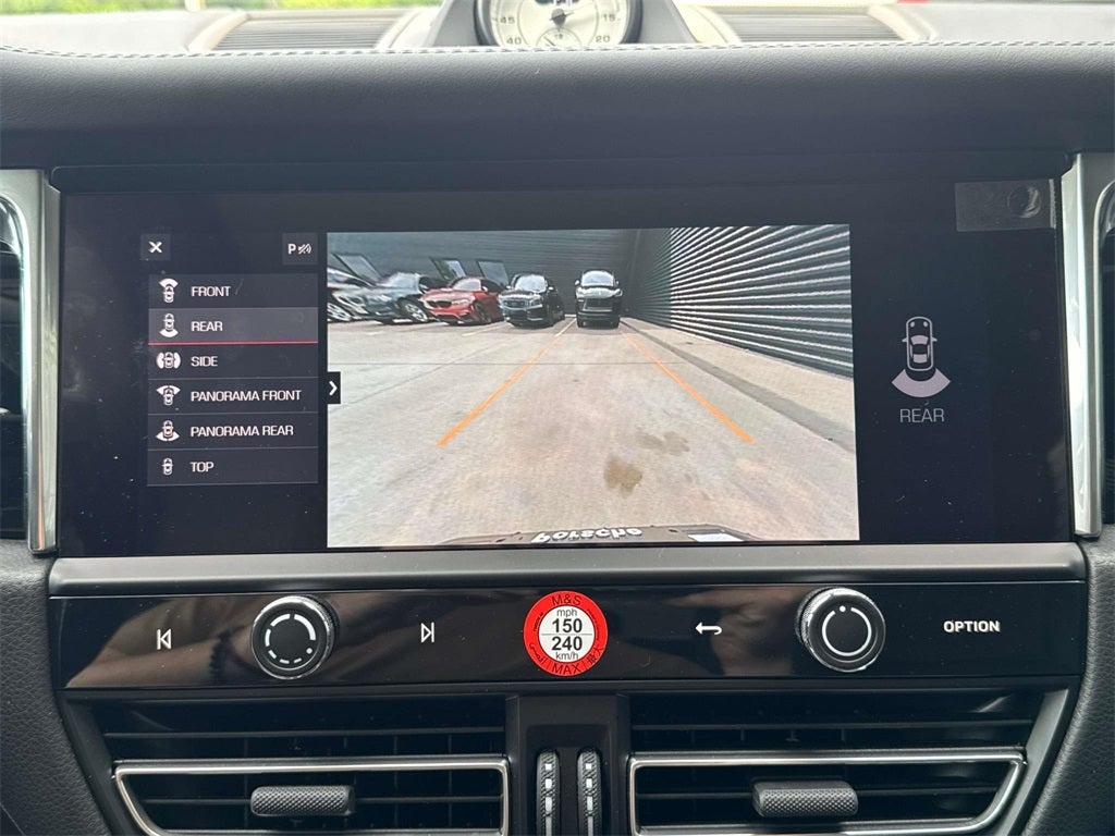 2025 Porsche Macan T