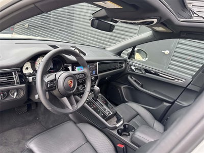 2025 Porsche Macan T