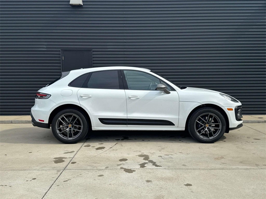 2025 Porsche Macan T