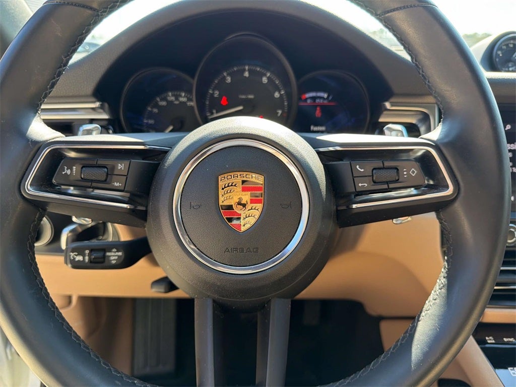 2025 Porsche Macan Base