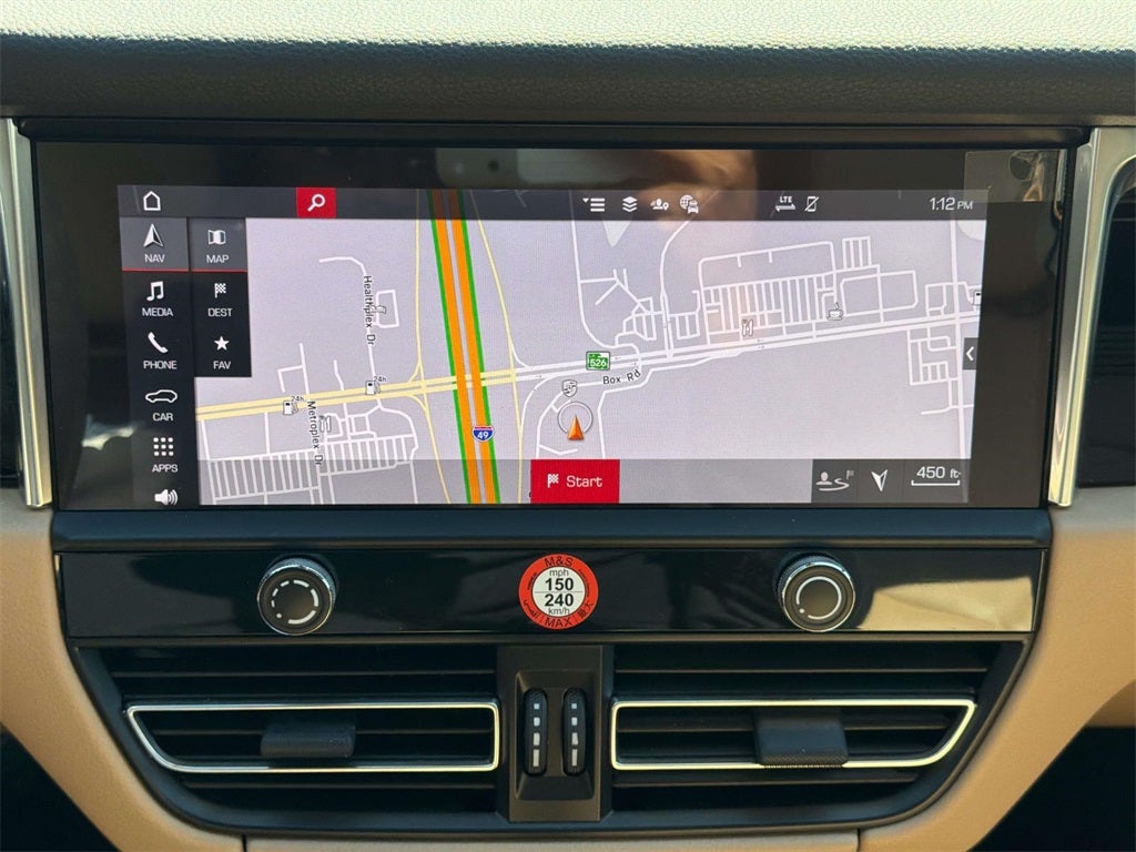 2025 Porsche Macan Base