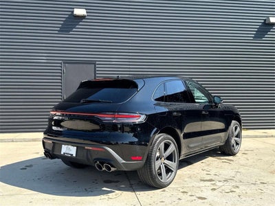2025 Porsche Macan Base
