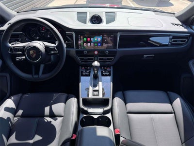 2025 Porsche Macan AWD
