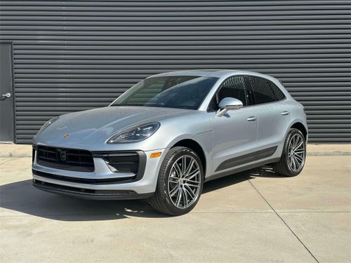 2025 Porsche Macan Base