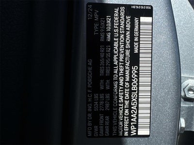 2025 Porsche Macan Base