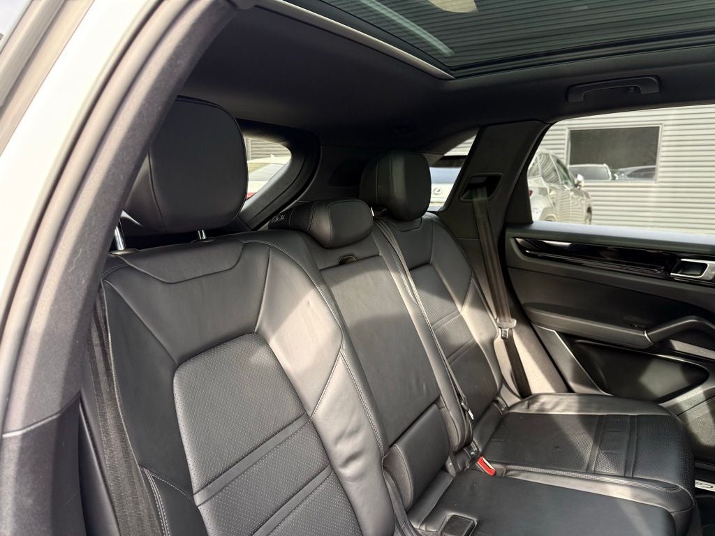 2019 Porsche Cayenne Base