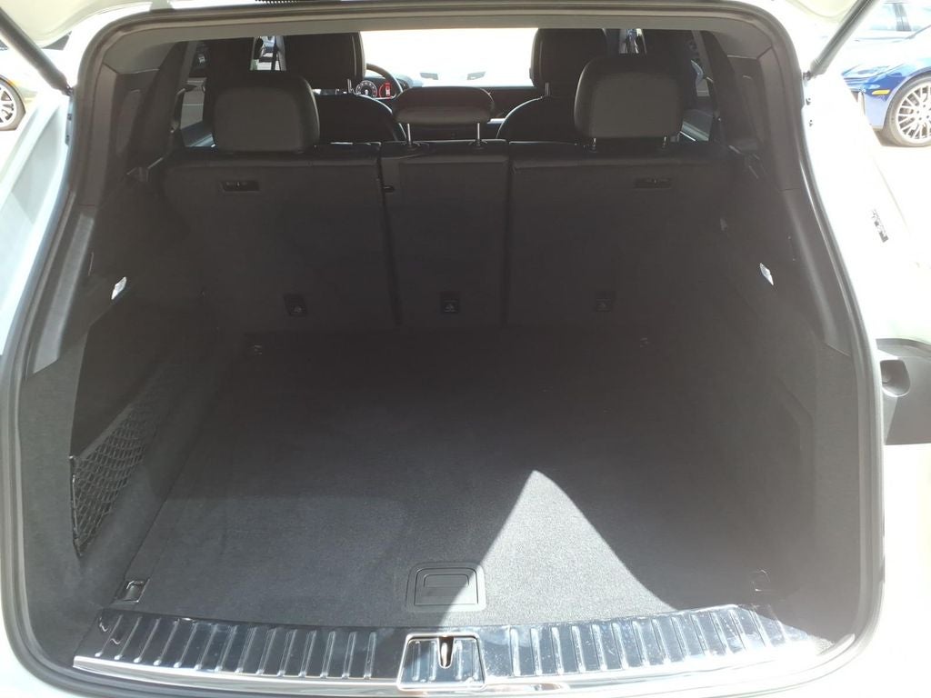 2024 Porsche Cayenne Base
