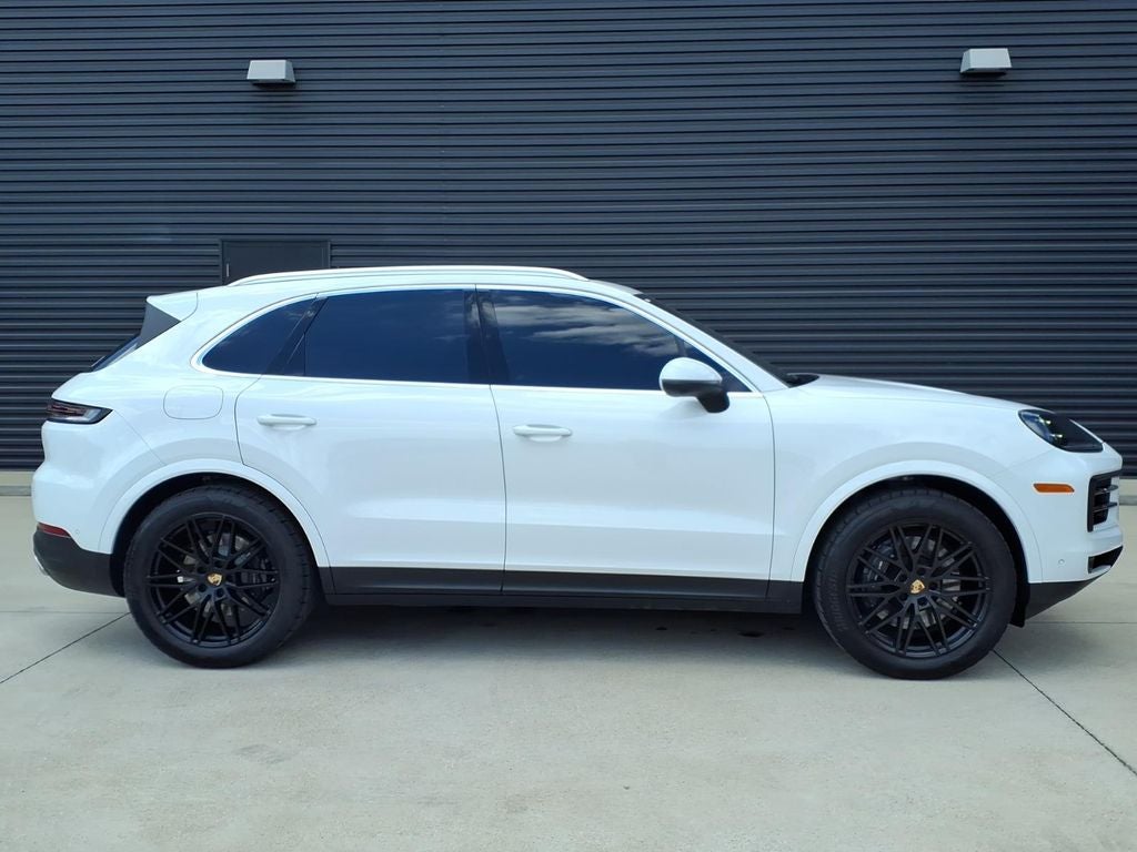 2024 Porsche Cayenne Base