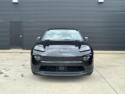 2025 Porsche Macan Electric 4S