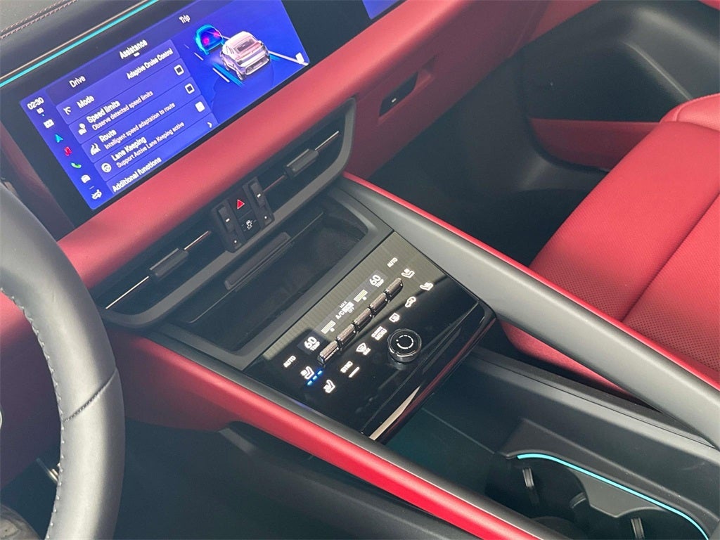 2025 Porsche Macan Electric 4S