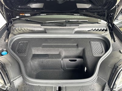 2025 Porsche Macan Electric 4S