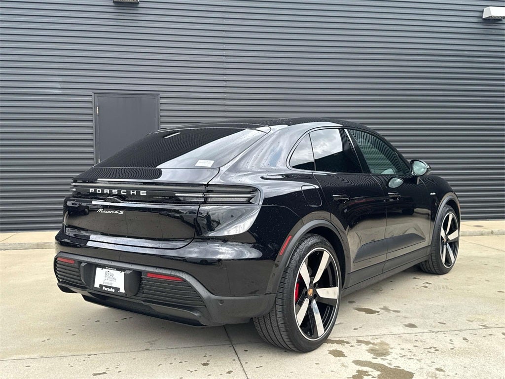 2025 Porsche Macan Electric 4S