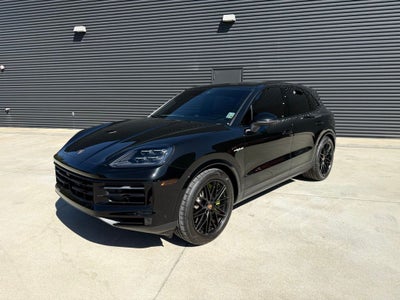 2025 Porsche Cayenne E-Hybrid Base