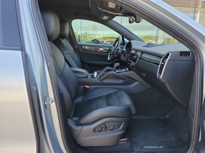 2022 Porsche Cayenne Coupe GTS