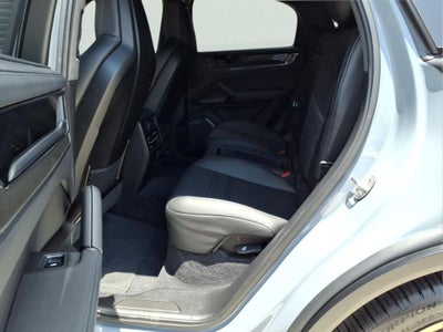 2024 Porsche Cayenne Coupe Turbo GT