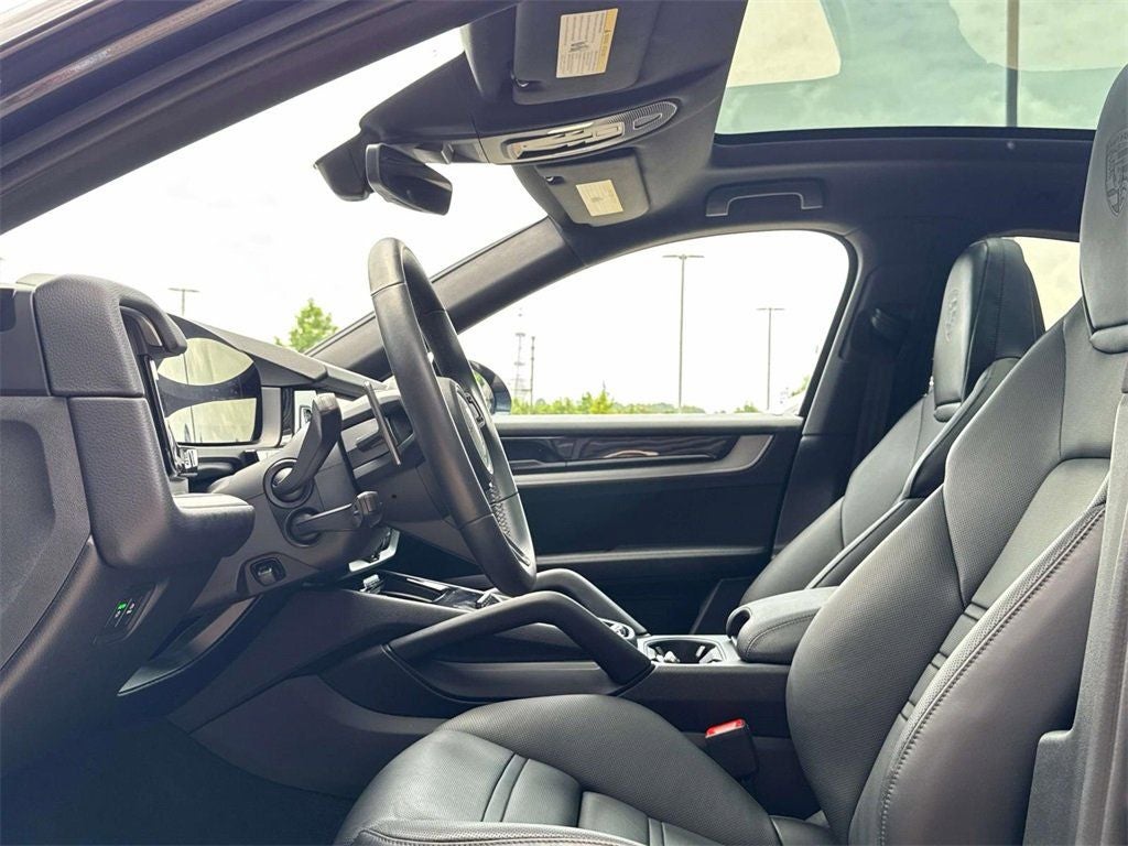 2025 Porsche Cayenne Coupe S
