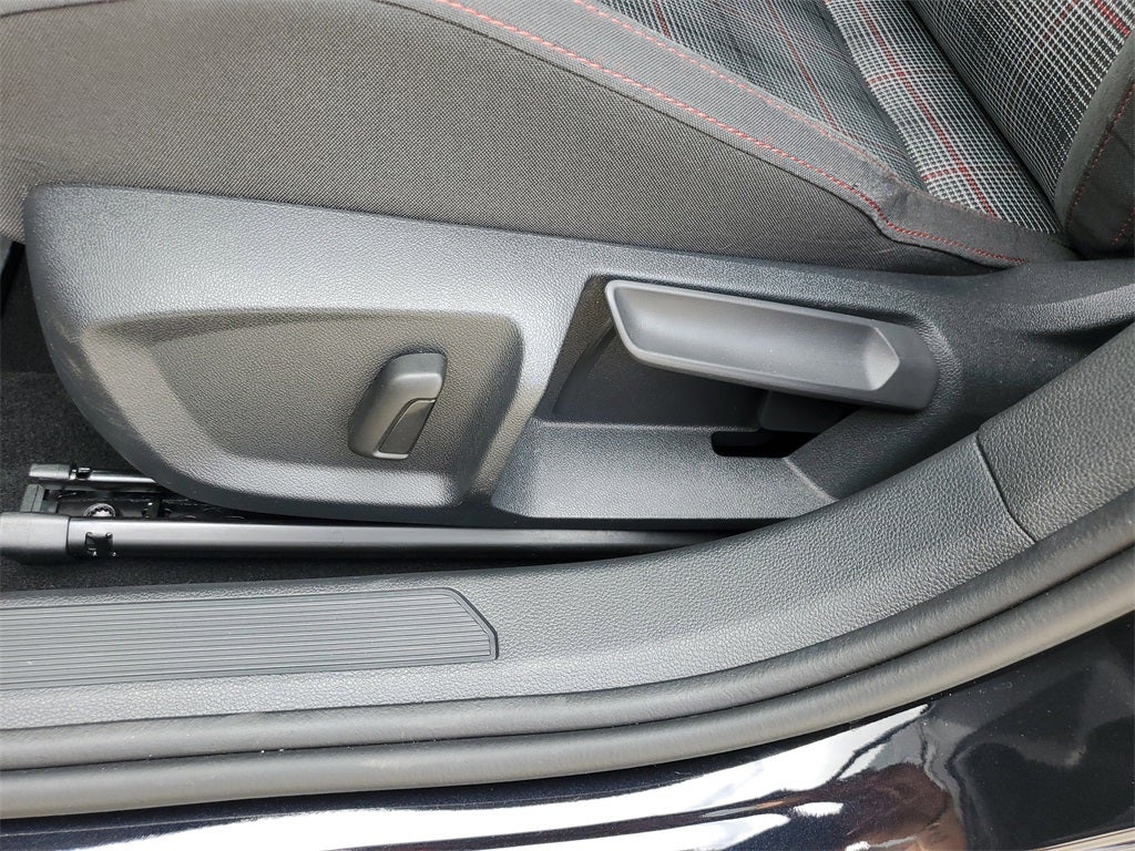 2024 Volkswagen Golf GTI 2.0T S