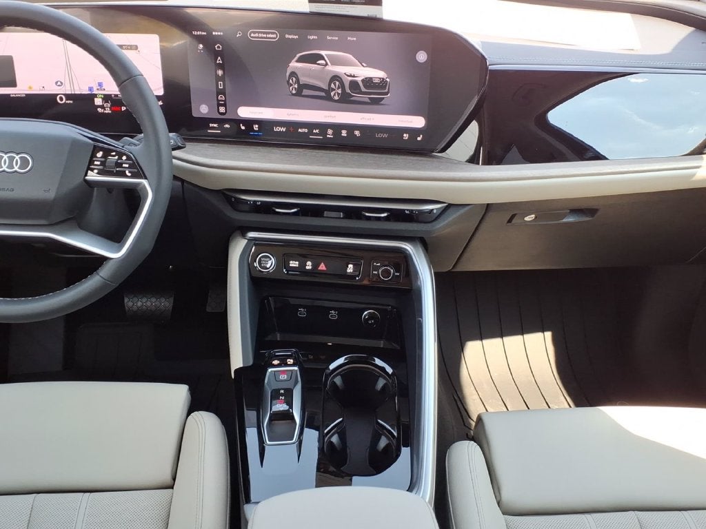 2026 Audi Q5 2.0T Premium Plus quattro