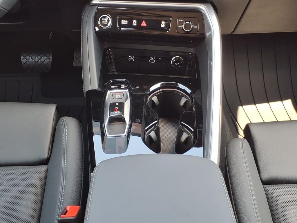 2026 Audi Q5 2.0T Premium Plus quattro