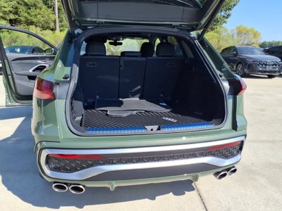 2026 Audi SQ5 Prestige quattro