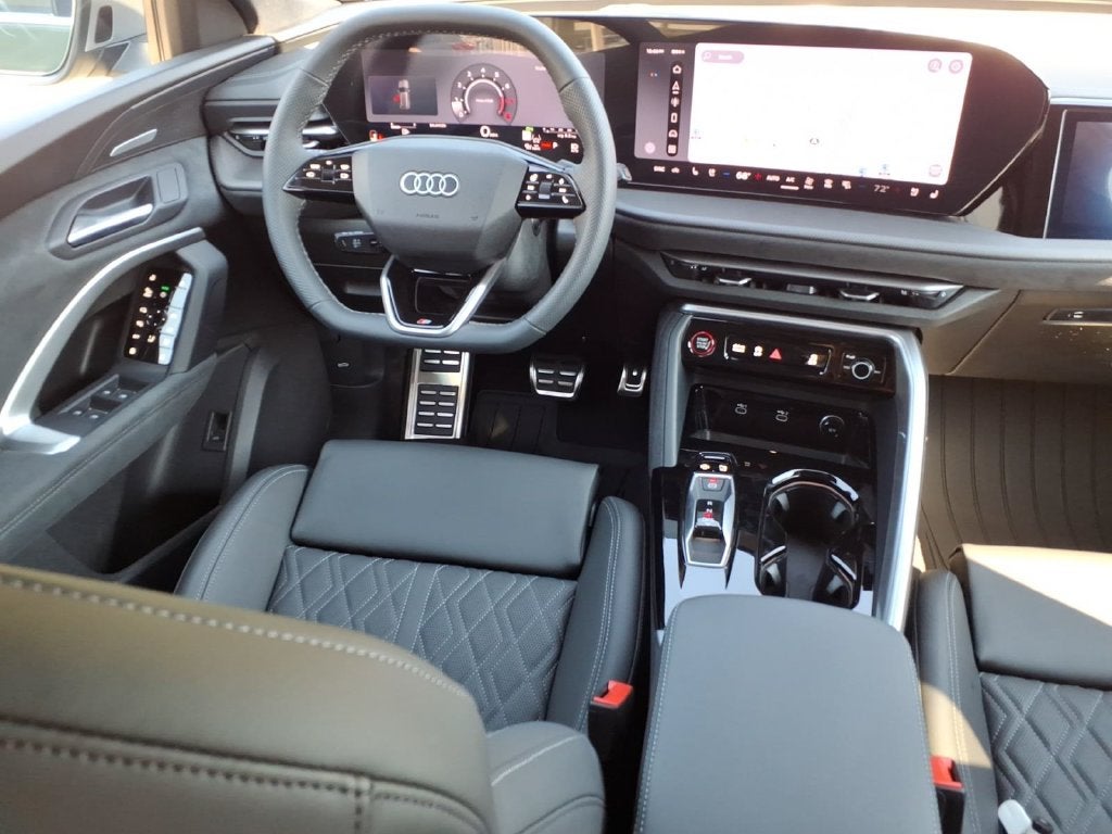 2026 Audi SQ5 Prestige quattro