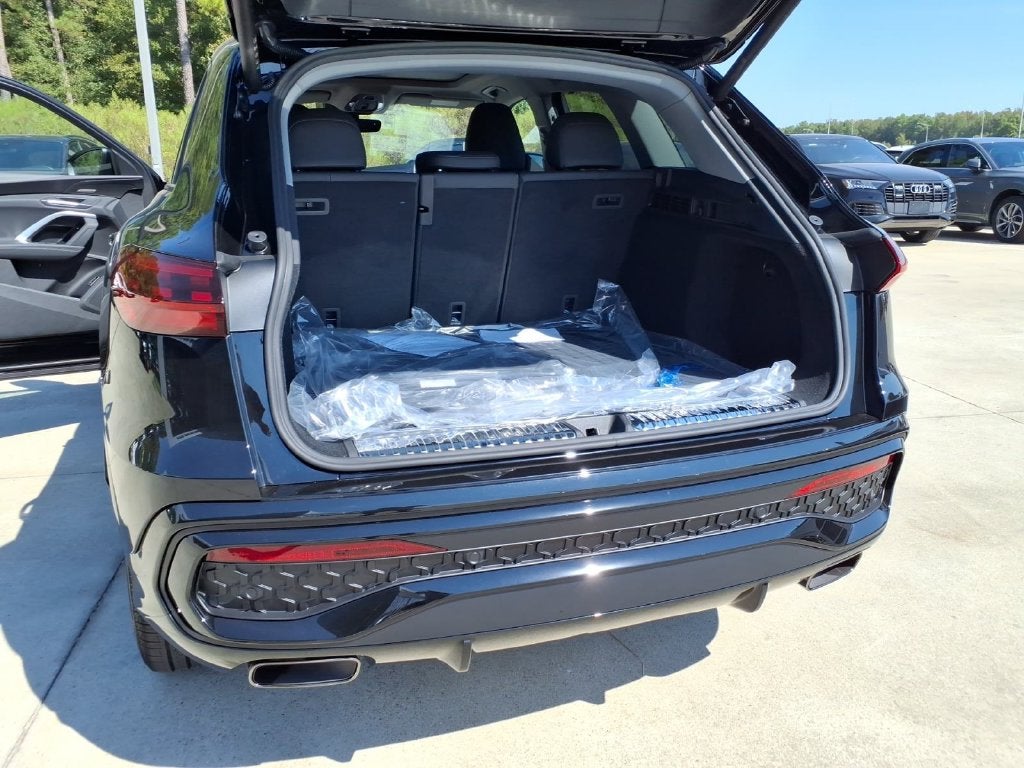 2026 Audi Q5 2.0T Premium Plus quattro