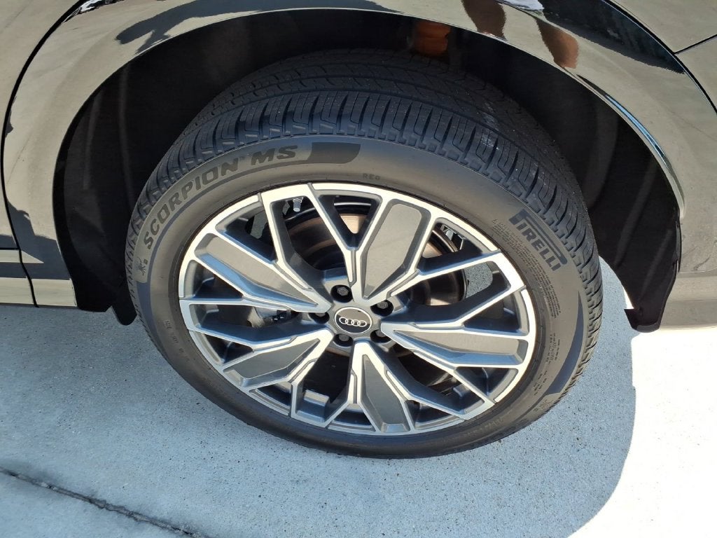 2026 Audi Q5 2.0T Premium Plus quattro