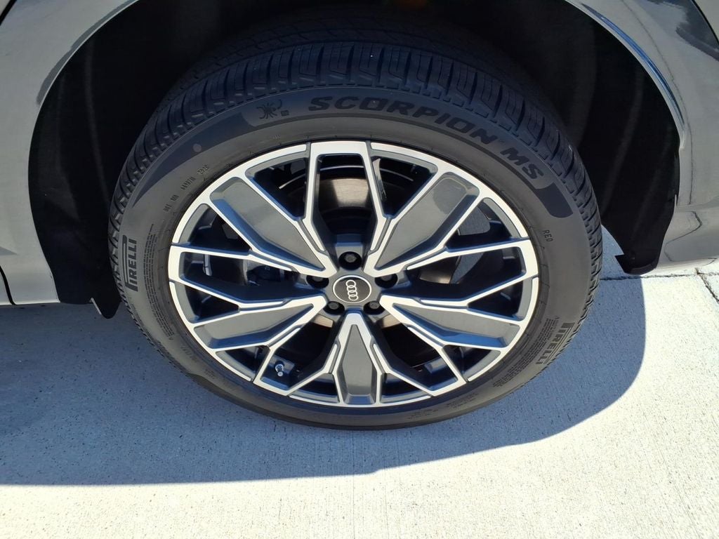 2026 Audi Q5 2.0T Premium Plus quattro