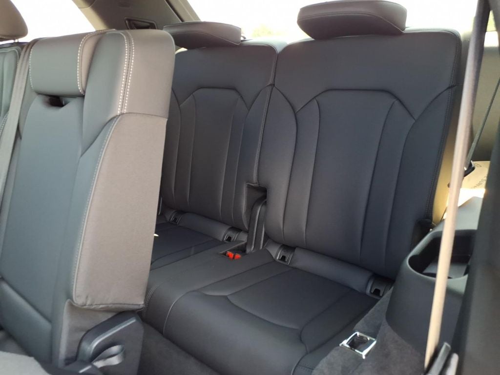 2026 Audi Q7 45 Premium quattro