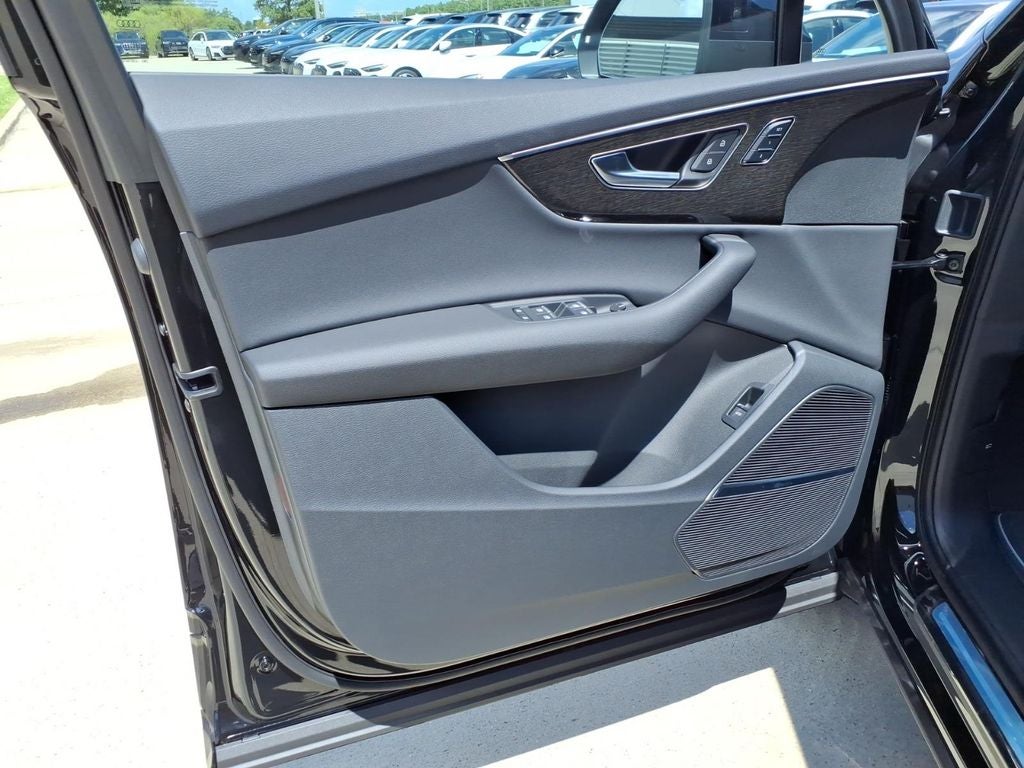 2026 Audi Q7 45 Premium quattro
