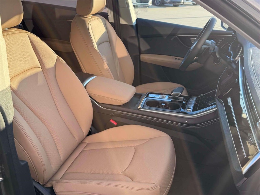 2025 Audi Q8 55 Premium Plus quattro