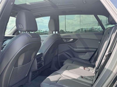 2025 Audi Q8 55 Premium Plus quattro