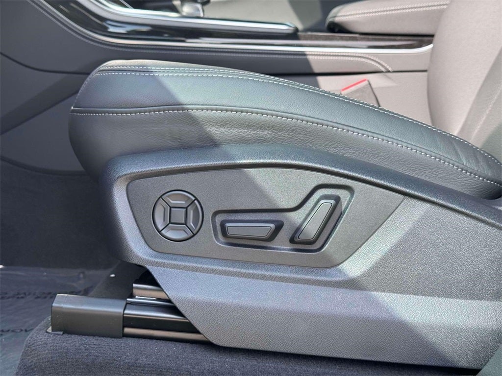 2025 Audi Q8 55 Premium Plus quattro