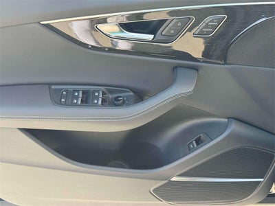 2025 Audi Q8 55 Premium Plus quattro