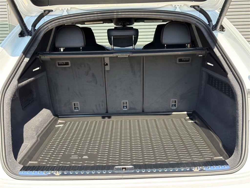 2026 Audi SQ8 4.0T Premium Plus quattro