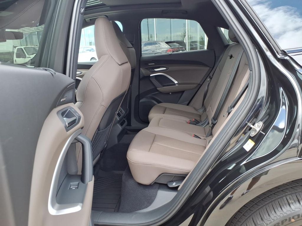 2026 Audi Q5 2.0T Premium Plus quattro