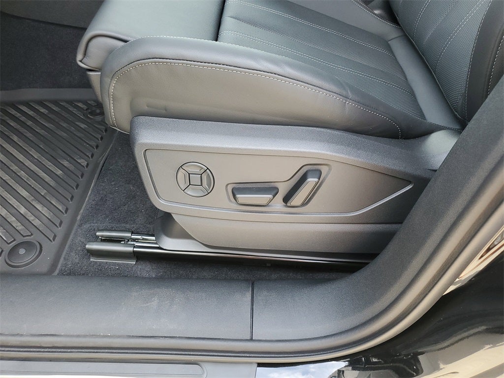 2025 Audi Q5 2.0T Premium Plus quattro