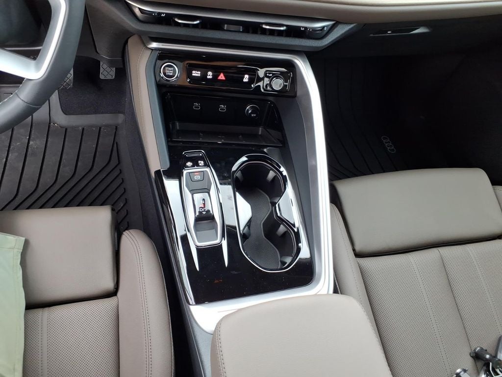 2026 Audi Q5 2.0T Premium Plus quattro