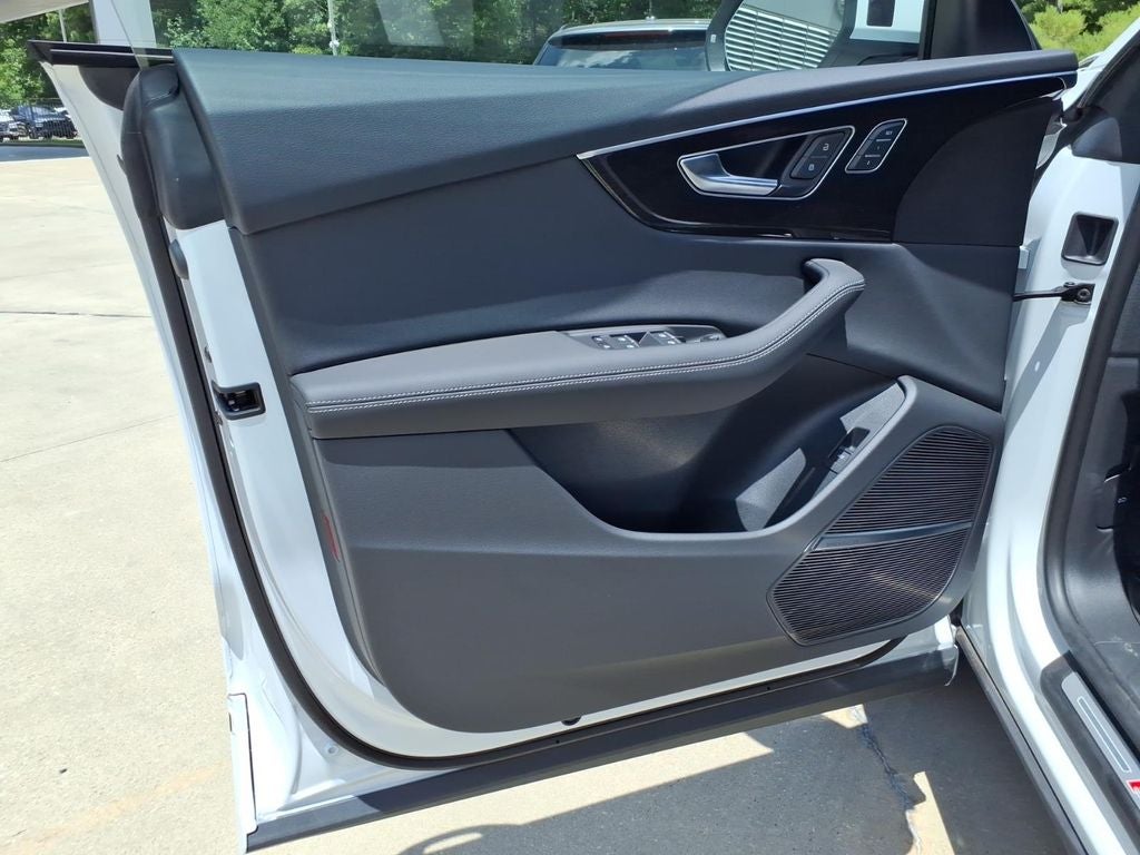 2026 Audi Q8 55 Premium Plus quattro