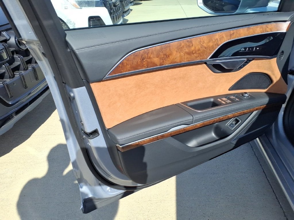 2027 Audi A8 L 55 quattro