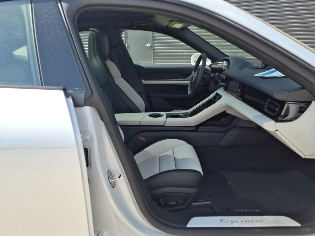 2026 Porsche Taycan 4