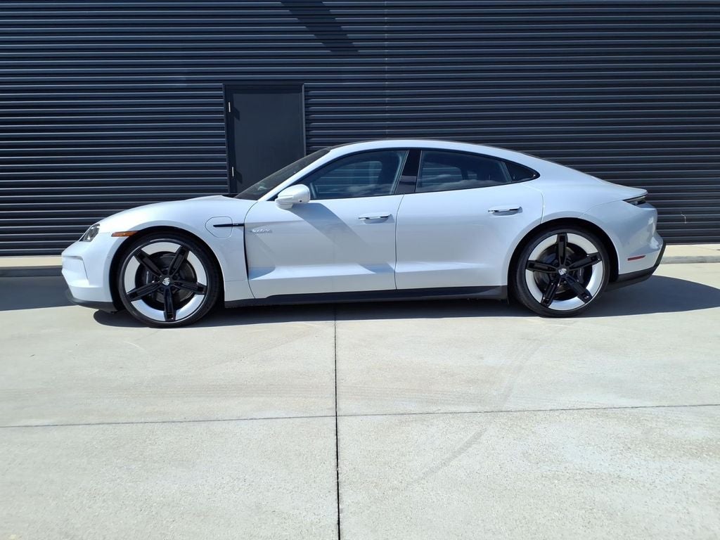 2026 Porsche Taycan 4