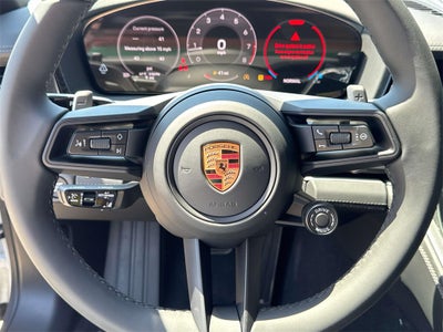 2025 Porsche Panamera 4