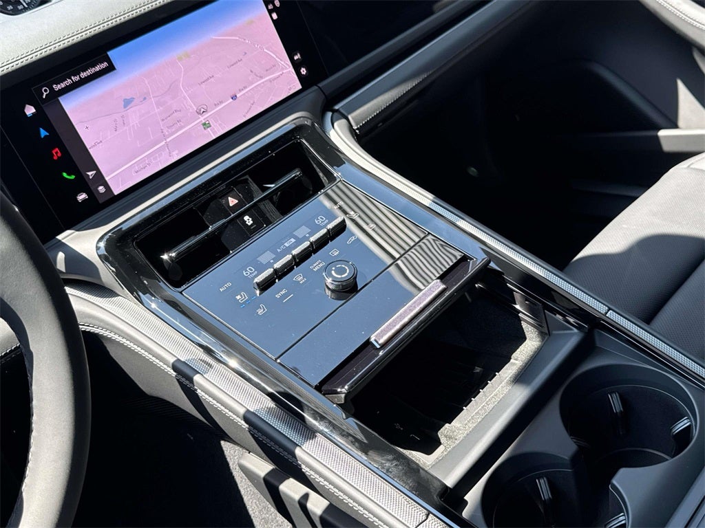 2025 Porsche Panamera 4