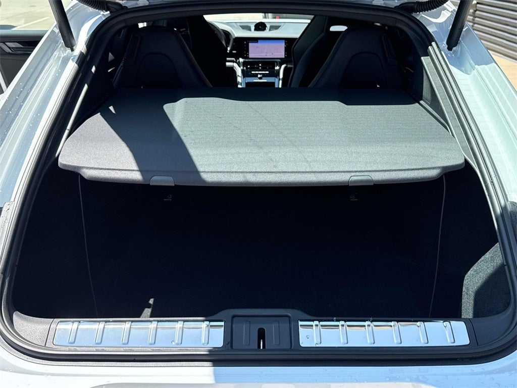 2025 Porsche Panamera 4