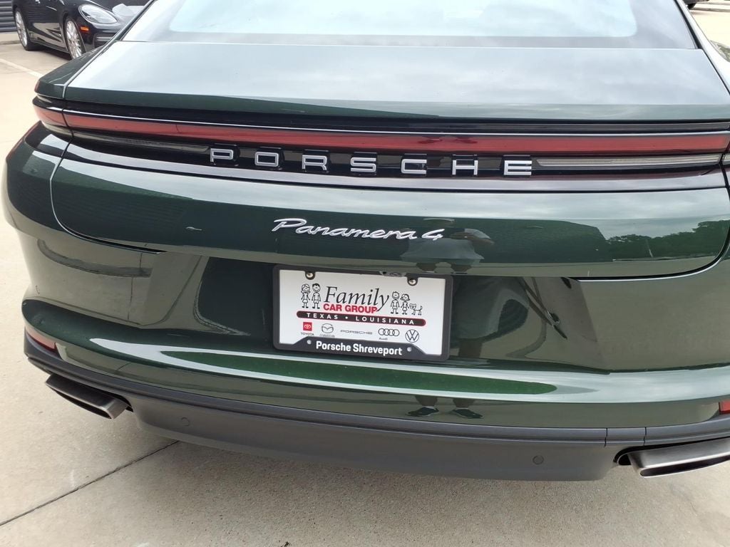 2026 Porsche Panamera 4