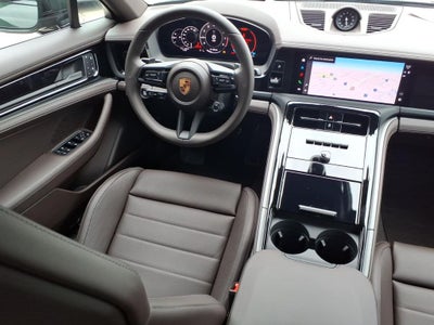 2026 Porsche Panamera 4