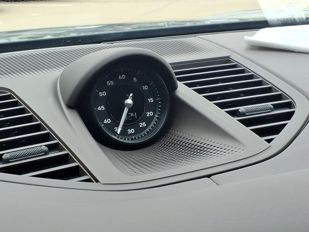 2026 Porsche Panamera 4